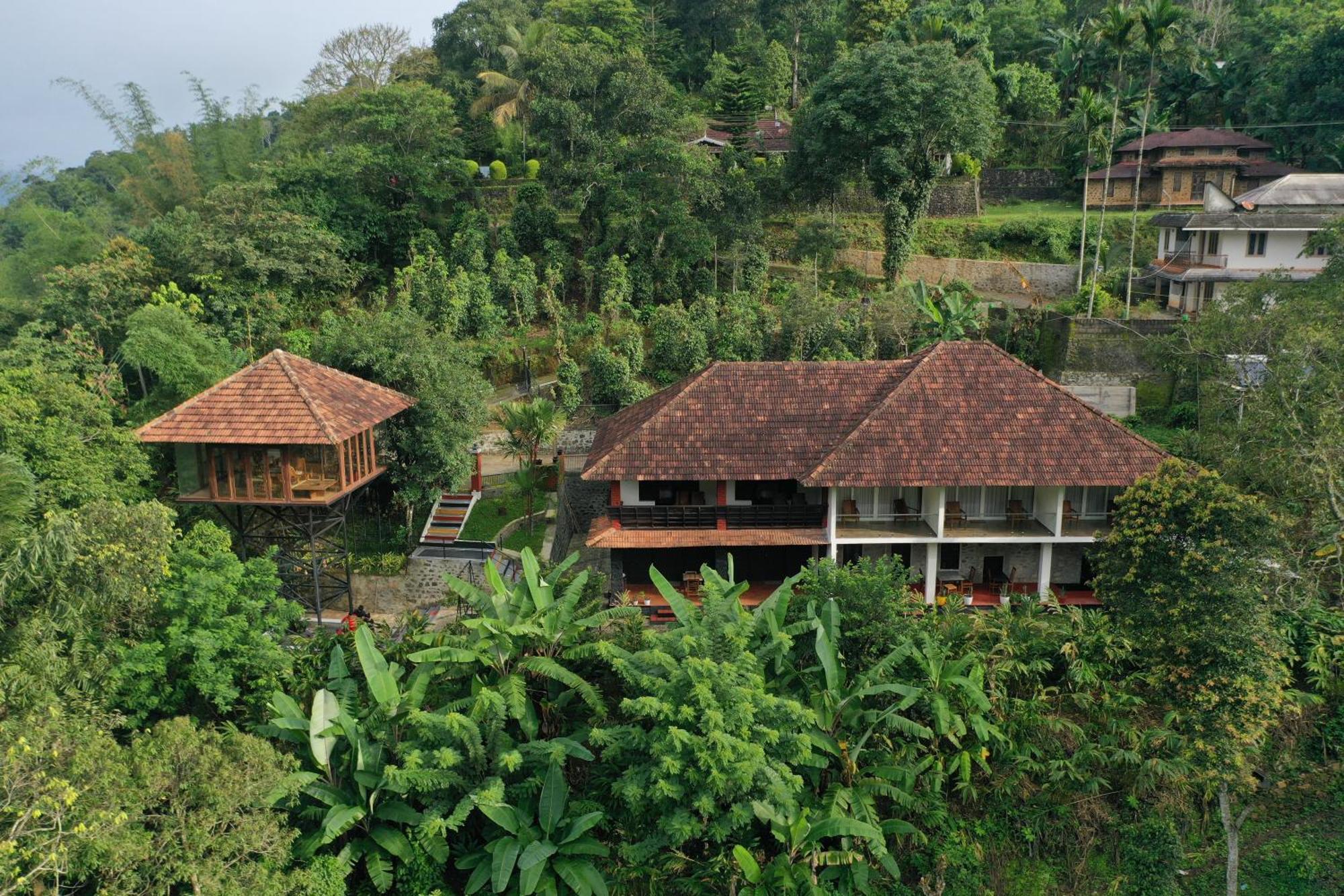 Spice Forest Plantation Homestay, Thekkady Vandiperiyar Экстерьер фото